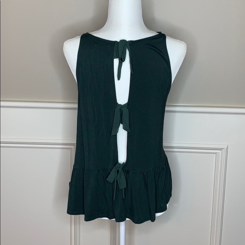 14th & Union Hunter Green Tie-Back Peplum Tank